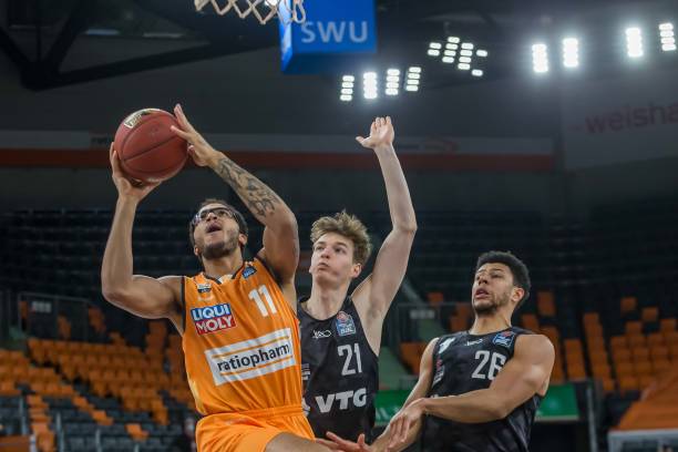 攻和防守轮 攻和防守轮