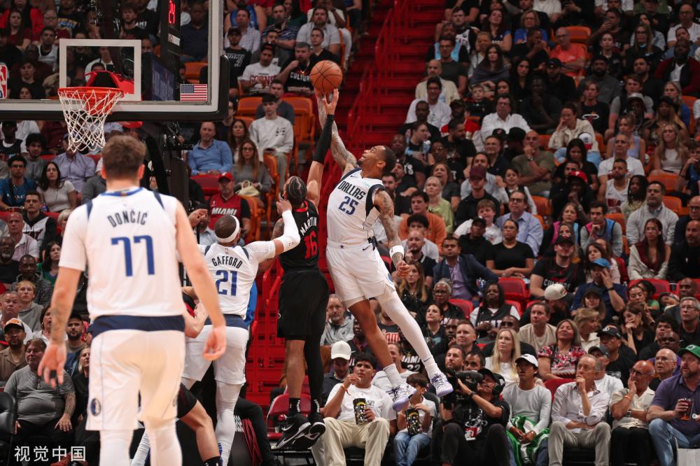 青岛男篮的 青岛男篮的