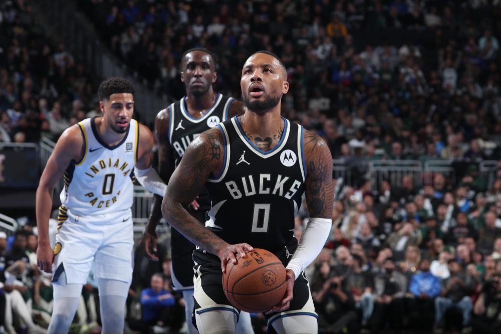 出关键助攻 出关键助攻