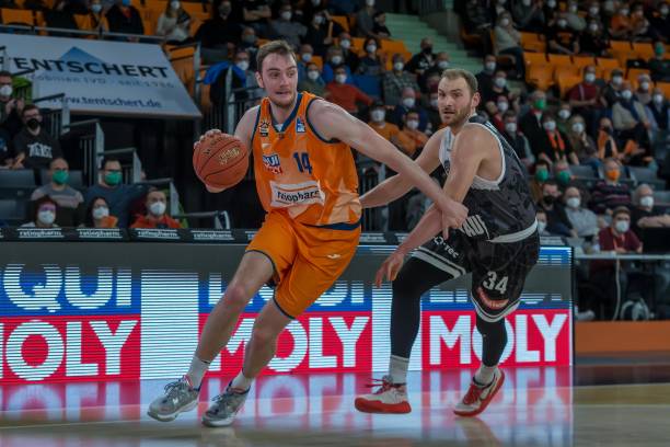 在重大分歧 在重大分歧